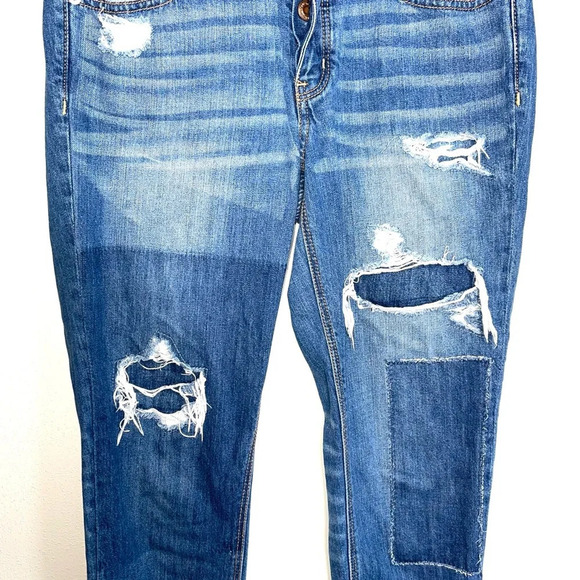 American Eagle Medium Wash Button Fly Destructed Tomgirl Jeans 2 X-long Women’s - Picture 4 of 13
